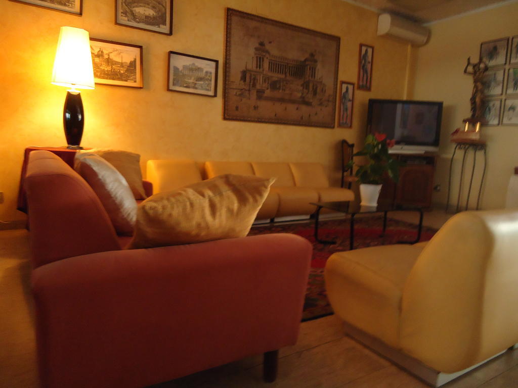 Hotel Ristorante Mommo Polistena Extérieur photo